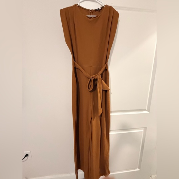 Fashion Nova Dresses & Skirts - Women's Sleeveless Tie-Waist Jumpsuit in Caramel Brown